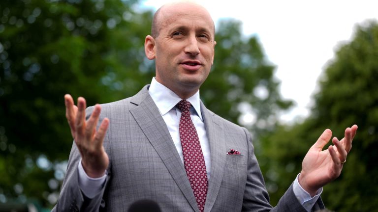 Trump Considers Suspending Habeas Corpus for Migrants