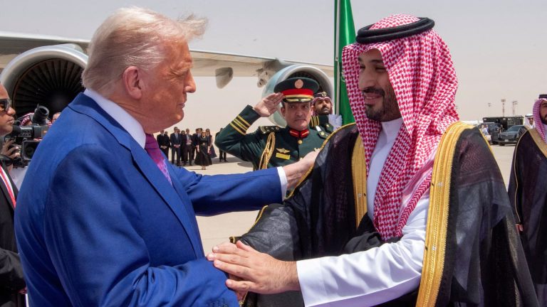 Trump and Saudi Crown Prince Strengthen Ties Amid Friendship Display