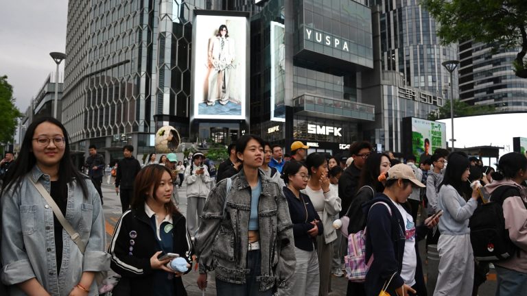 Chinese Companies Experience Increased Consumer Spending Driven by AI Advertising
