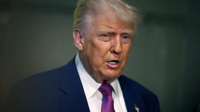 Trump's Efforts to Rally SALT Caucus for Tax Bill Fall Short