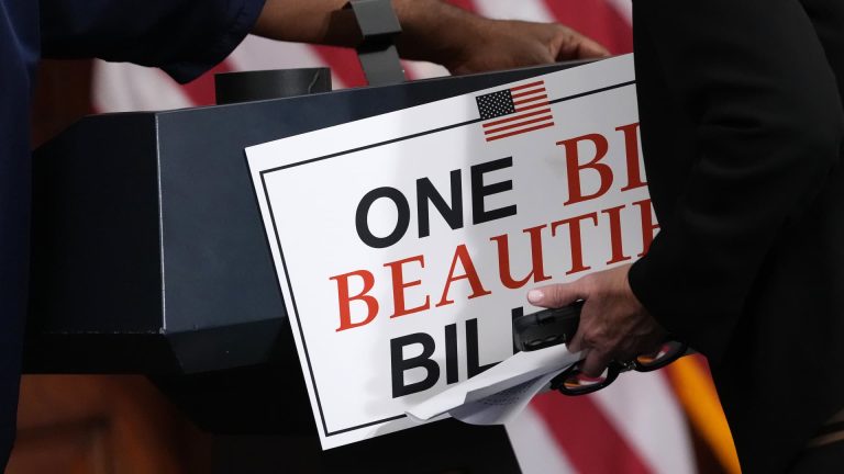 House Republican Tax Bill Primarily Benefits Wealthy Individuals