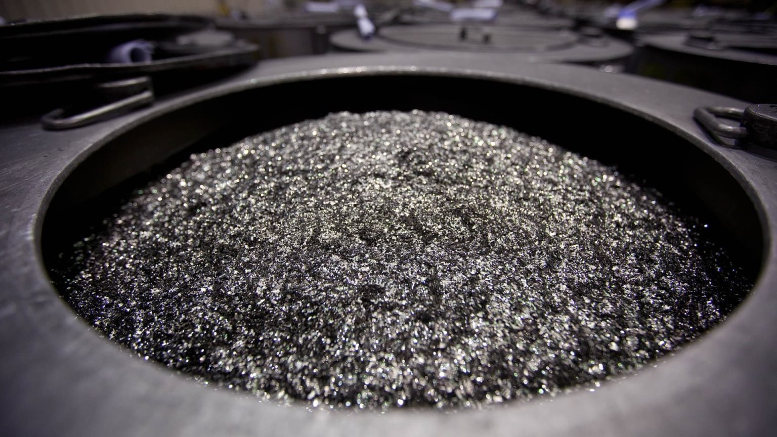 West Struggles to Reduce Dependence on China Through Rare Earth Recycling