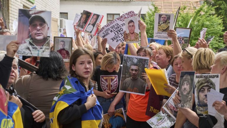 Russia and Ukraine Exchange 1,000 Prisoners Each