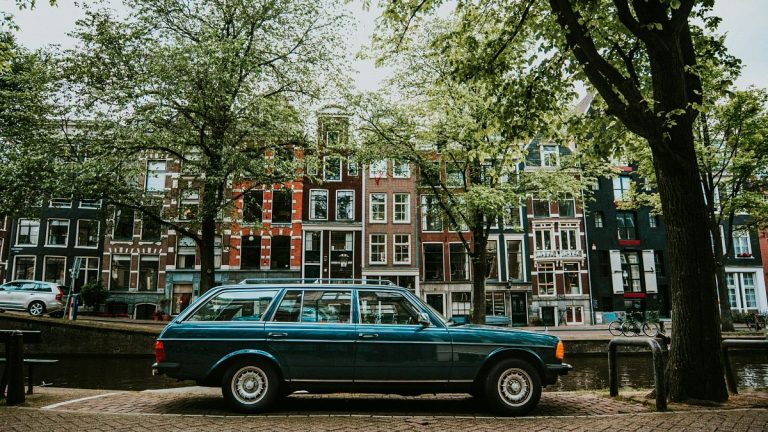 EU Streamlines Paperwork for Easier Car Relocation Across Europe