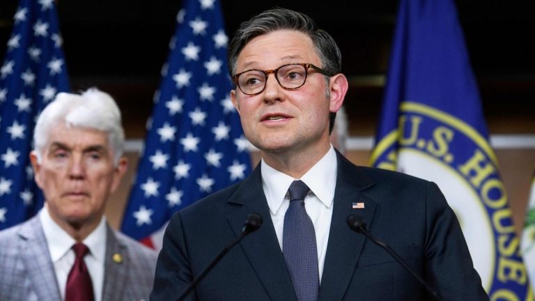 Conservative Lawmakers Halt Trump's Tax Cut Proposal in Major Setback