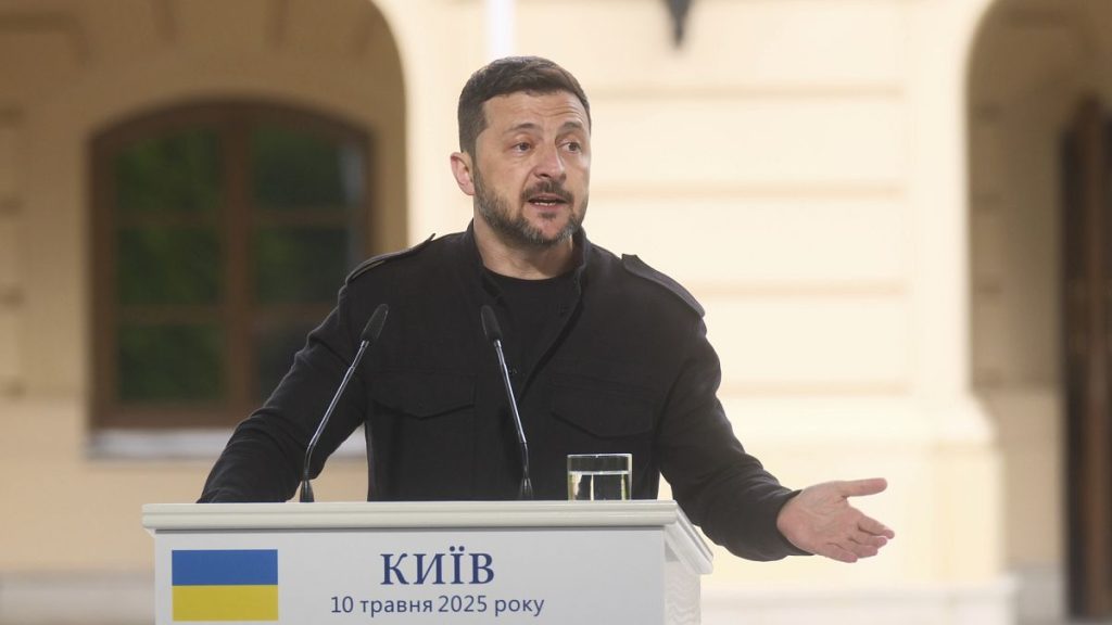 Zelenskyy Proposes Trump Attend Istanbul Meeting with Putin on Thursday