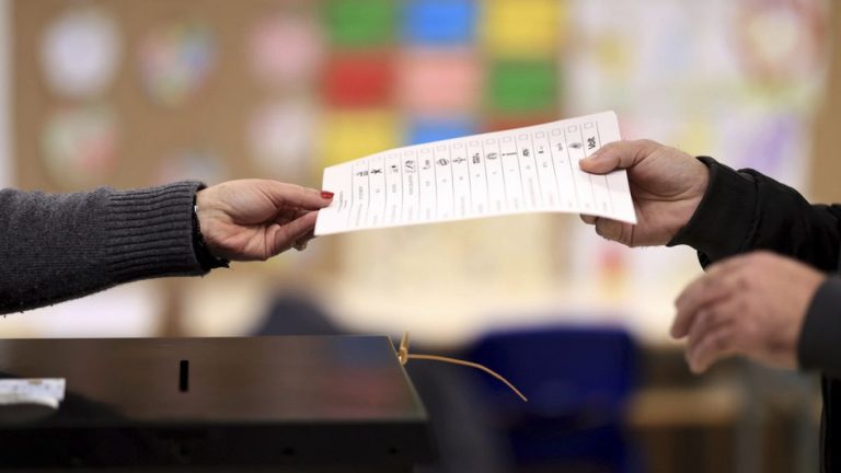 Over 300,000 Register for Early Voting in Portugal