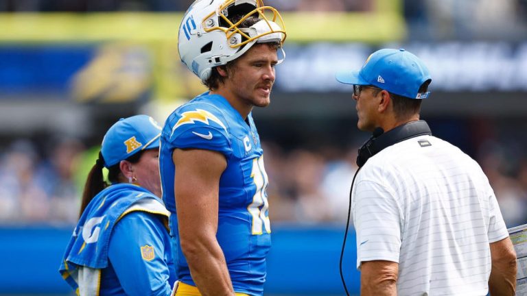 NFL 2025 Schedule: Team Travel Distances and Time Zones Explored