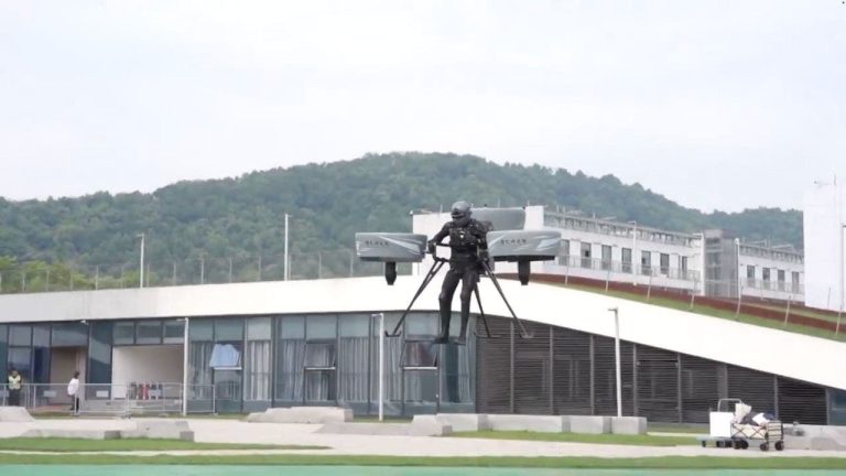 Chinese eVTOL Jetpack Achieves Historic First Flight