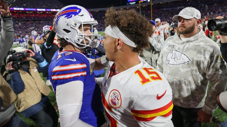 NFL 2025 Schedule: Key Matchups Including Chiefs vs. Bills on CBS in Week 9