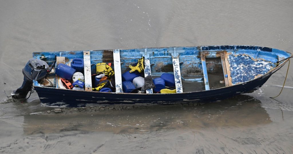 Five Charged After San Diego Migrant Boat Capsizes; Death Penalty Requested by Lawmaker