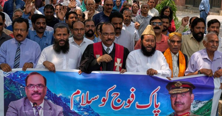 Kashmir Ceasefire Fractured by Overnight Clashes Amid U.S.-Led Peace Efforts