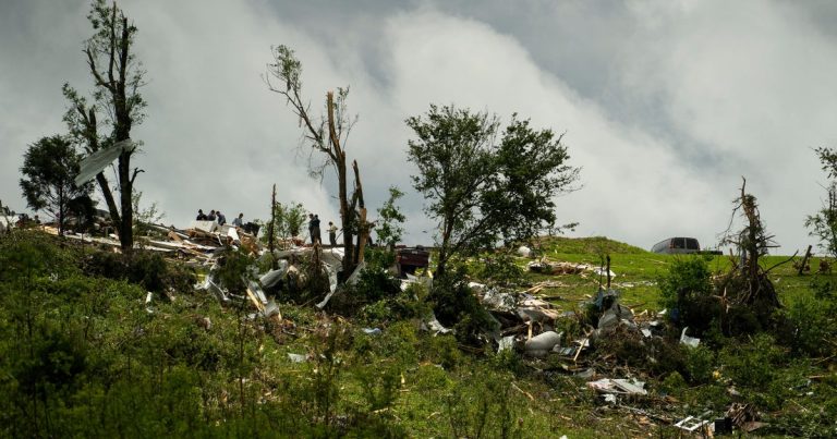 Tornado Warnings Issued in Southern U.S. Following Deadly Storm in Kentucky