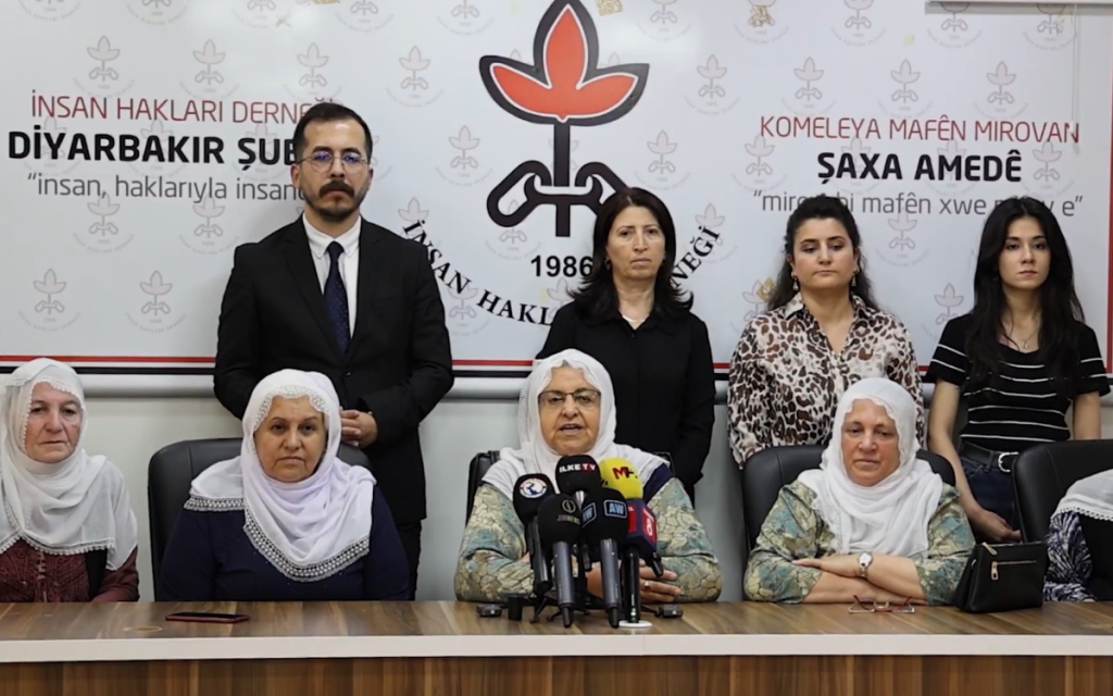 Peace Mothers Urge Unity: 'No Tears on Either Side' for Soldiers and Police Families