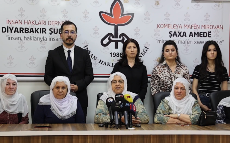 Peace Mothers Urge Unity: 'No Tears on Either Side' for Soldiers and Police Families