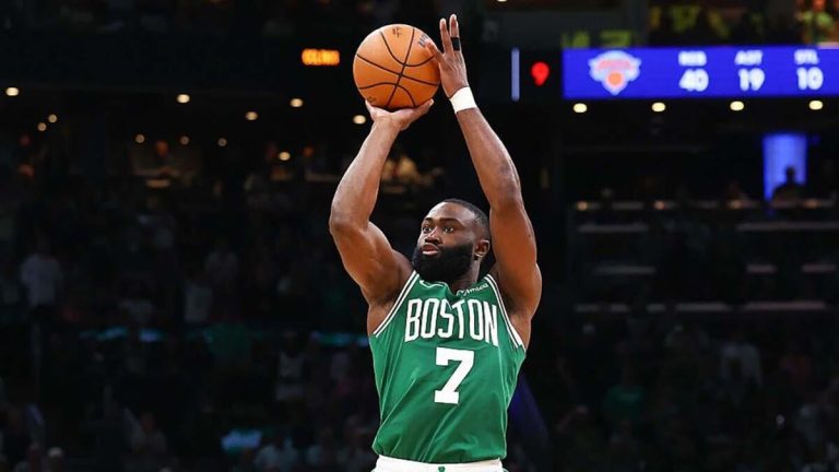 Celtics' Jaylen Brown Evaluates Surgery for Torn Meniscus Injury