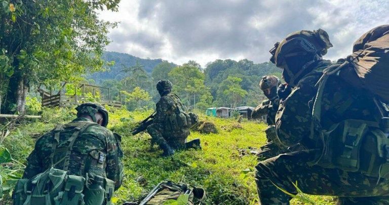 Colombia Nabs Over 200 Suspected Cartel Members Linked to Recruitment of "Dead Police Officers"