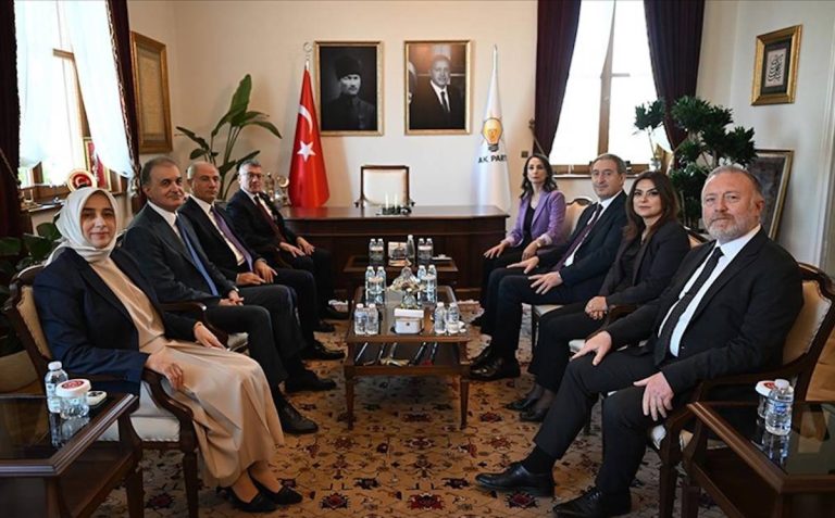 Political Leaders Address Peace Process and Prison Reform Initiatives