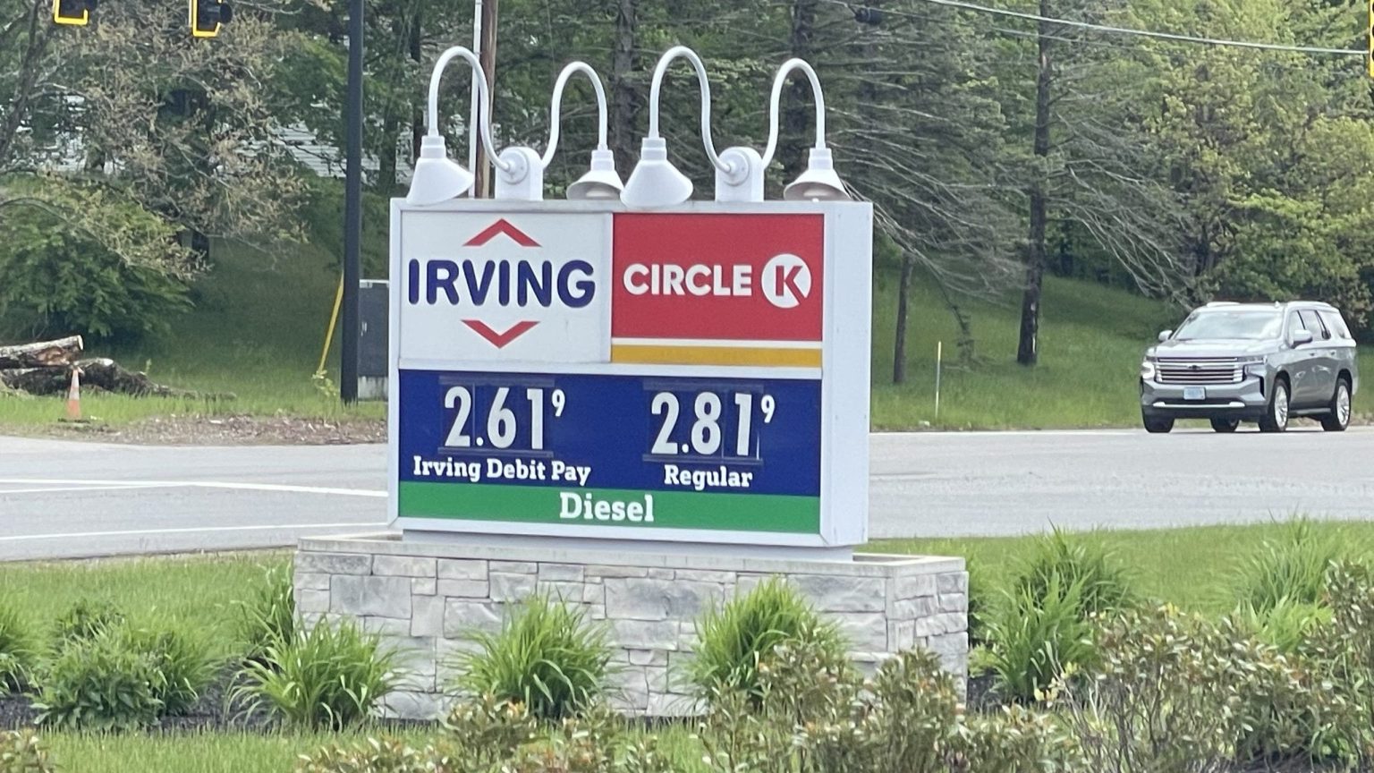 Falling Gas Prices May Boost Trump’s Approval Ratings Ahead of Memorial Day