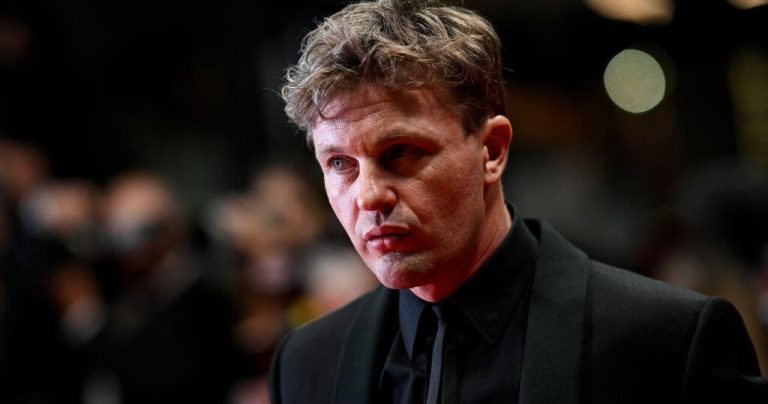 Actor Michael Pitt Arrested on Sex Abuse Charges