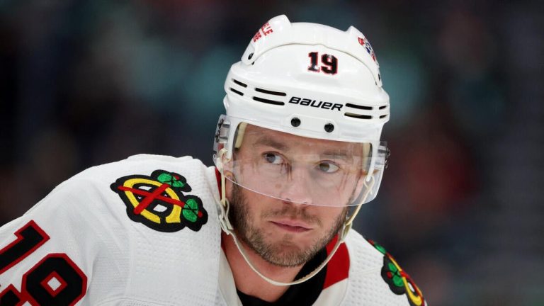 Jonathan Toews Fully Committed to NHL Return After Two-Year Break