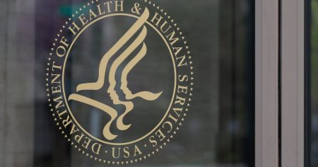 HHS Allocates $500 Million to Vaccine Project Led by Trump Appointee, Skipping Reviews