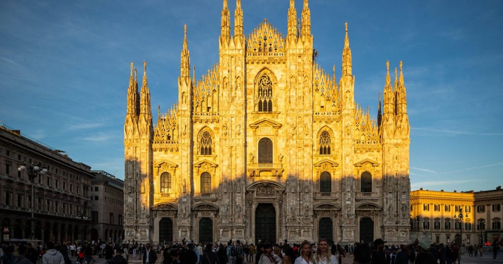 Convicted Killer Dies After Falling from Milan's Duomo Following Stabbing Incident