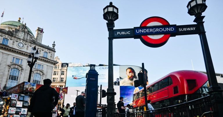 Power Outage Disrupts London Underground Subway Network
