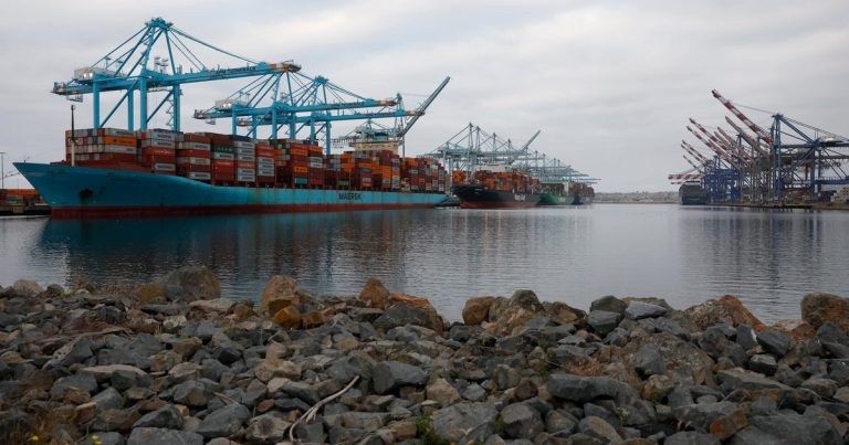 Trump's Trade Policy Options Amid Legal Challenges to Tariffs