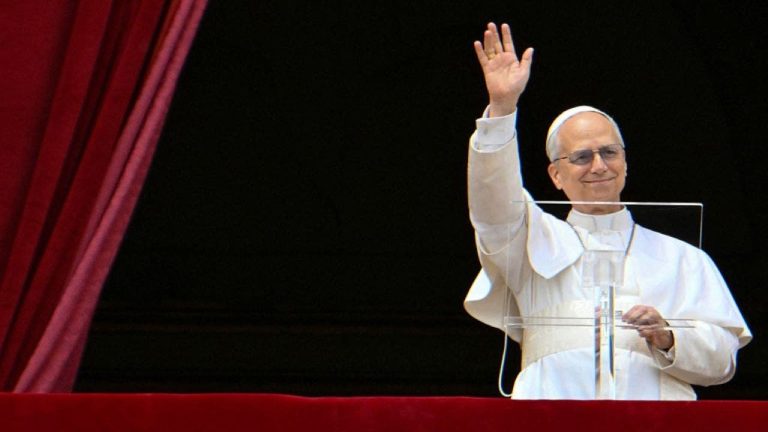 Pope Leo XIV Leads Inaugural 'Regina Caeli' Prayer at Vatican