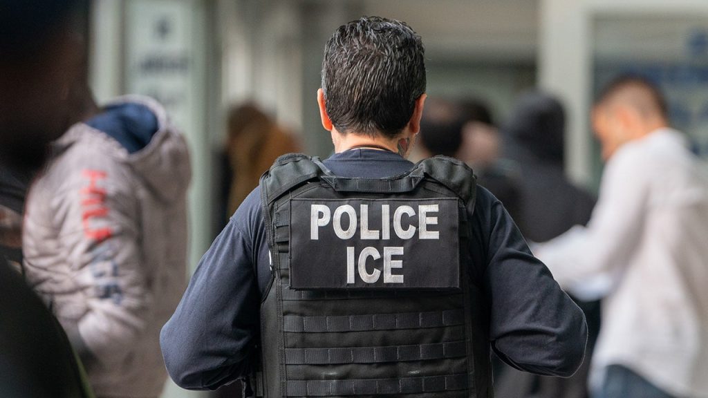 Texas Bill Mandating Sheriff Collaboration with ICE Gains Initial Approval