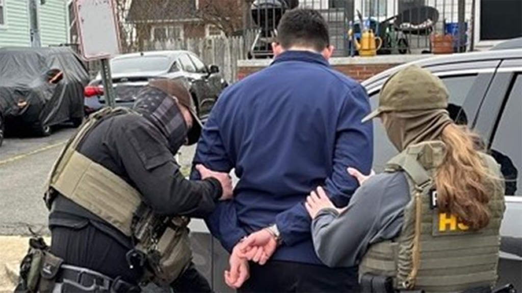 Arlington Blocks Police-ICE Coordination in Controversial Decision
