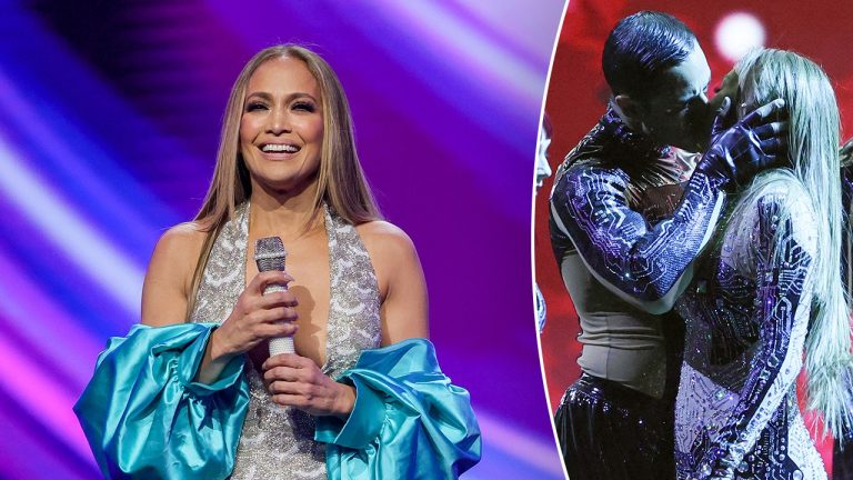 Jennifer Lopez Delivers Passionate Performance with Steamy Kisses at American Music Awards