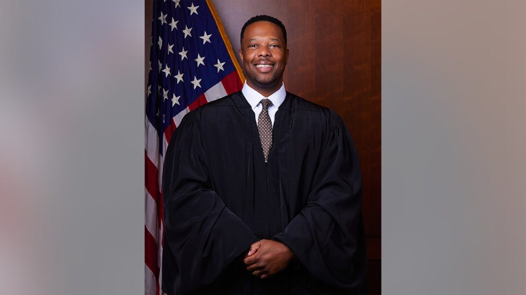 Judge Orders Resettlement of 12,000 Refugees to Proceed
