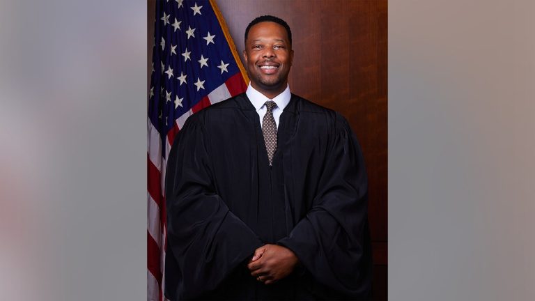 Judge Orders Resettlement of 12,000 Refugees to Proceed