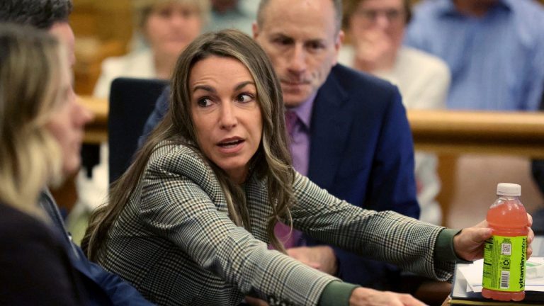 <p><strong>Karen Read's Over 50 Unanswered Calls to John O'Keefe Raise Questions</strong></p>