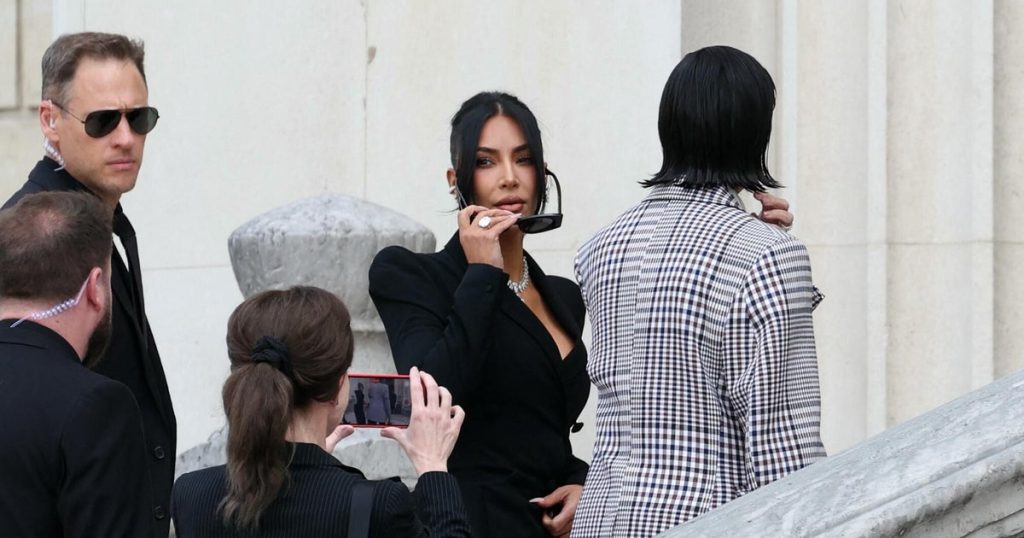 Kim Kardashian to Testify in 2016 Paris Armed Robbery Trial