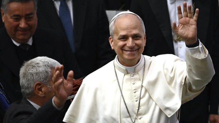Pope Leo XIV Asks Fan to Choose Between White Sox and Cubs Before Signing Baseball at Vatican