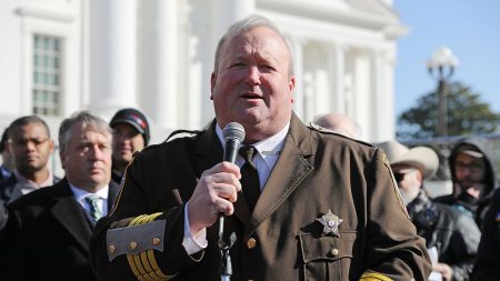Trump Issues Full Pardon to Ex-Virginia Sheriff Convicted of Corruption