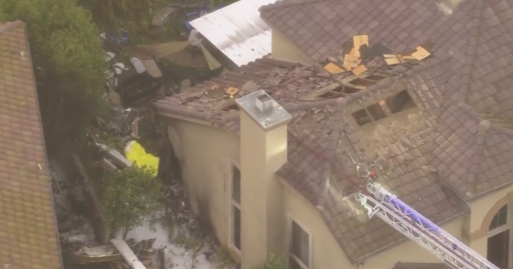Small Plane Crash in Simi Valley Neighborhood Claims Two Lives