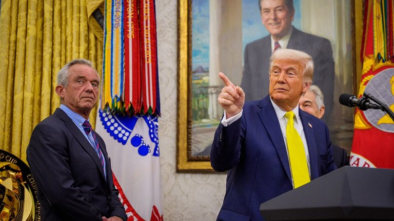Trump Signs Executive Order to Reduce Drug Prices for Americans