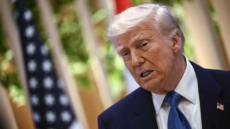 Trump Seeks Urgent Meeting with Putin to Discuss Ukraine Conflict