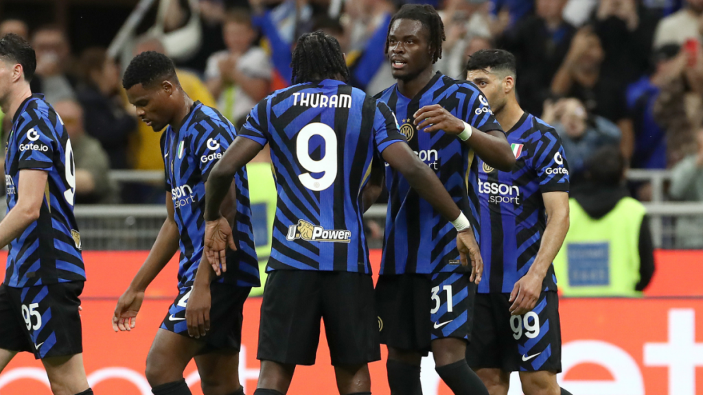Serie A Title Race Tightens as Inter and Napoli Compete; Man U and Tottenham Prepare for Europa Final