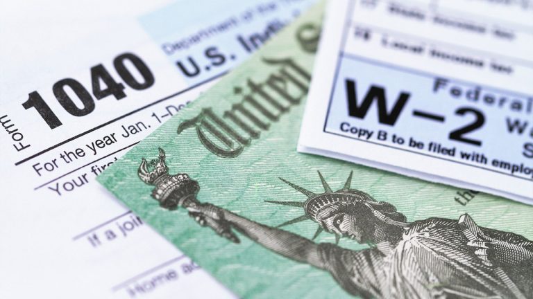 GOP May Leverage Overtime Tax Repeal for Midterm Election Success
