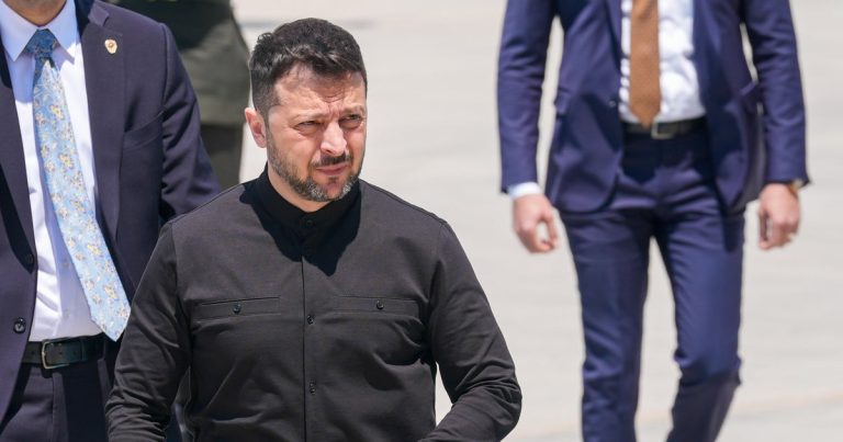 Putin Bypasses Ukraine Talks in Turkey, Targets Zelenskyy with Insults Amid Trump Pressure on Russia