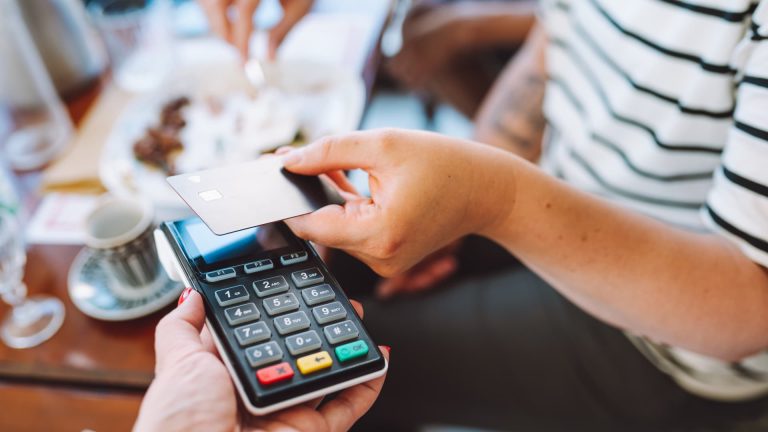 Understanding Credit Cycling: Risks and Mechanisms Explained