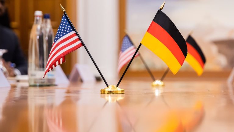 Germany's Merz Meets Trump to Discuss Key Agenda Topics