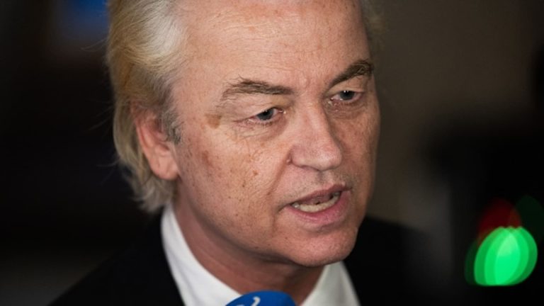 Dutch Government Falls After Coalition Party Withdrawal