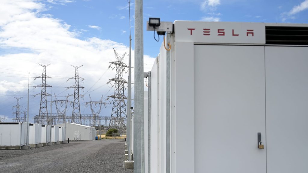 Tesla to Construct China's Largest Grid-Scale Battery Power Plant