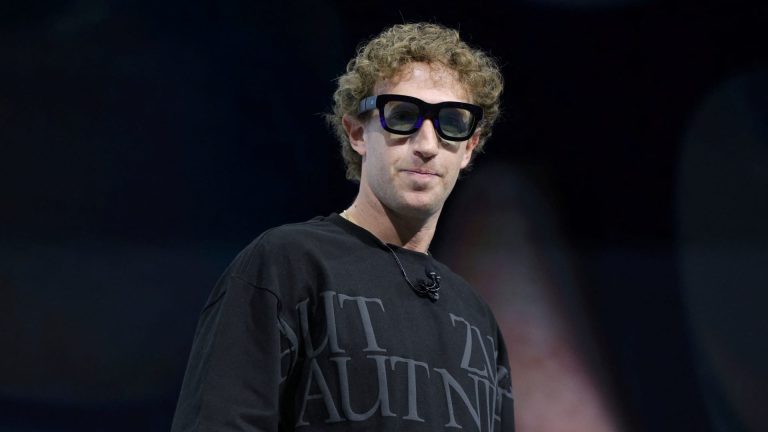 Meta Expands Luxottica Partnership with New Oakley and Prada Smart Glasses